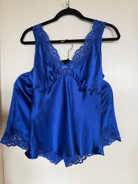 Unmentionables 100% Silk Blue Lace Trim Pajama Set Size M Vintage